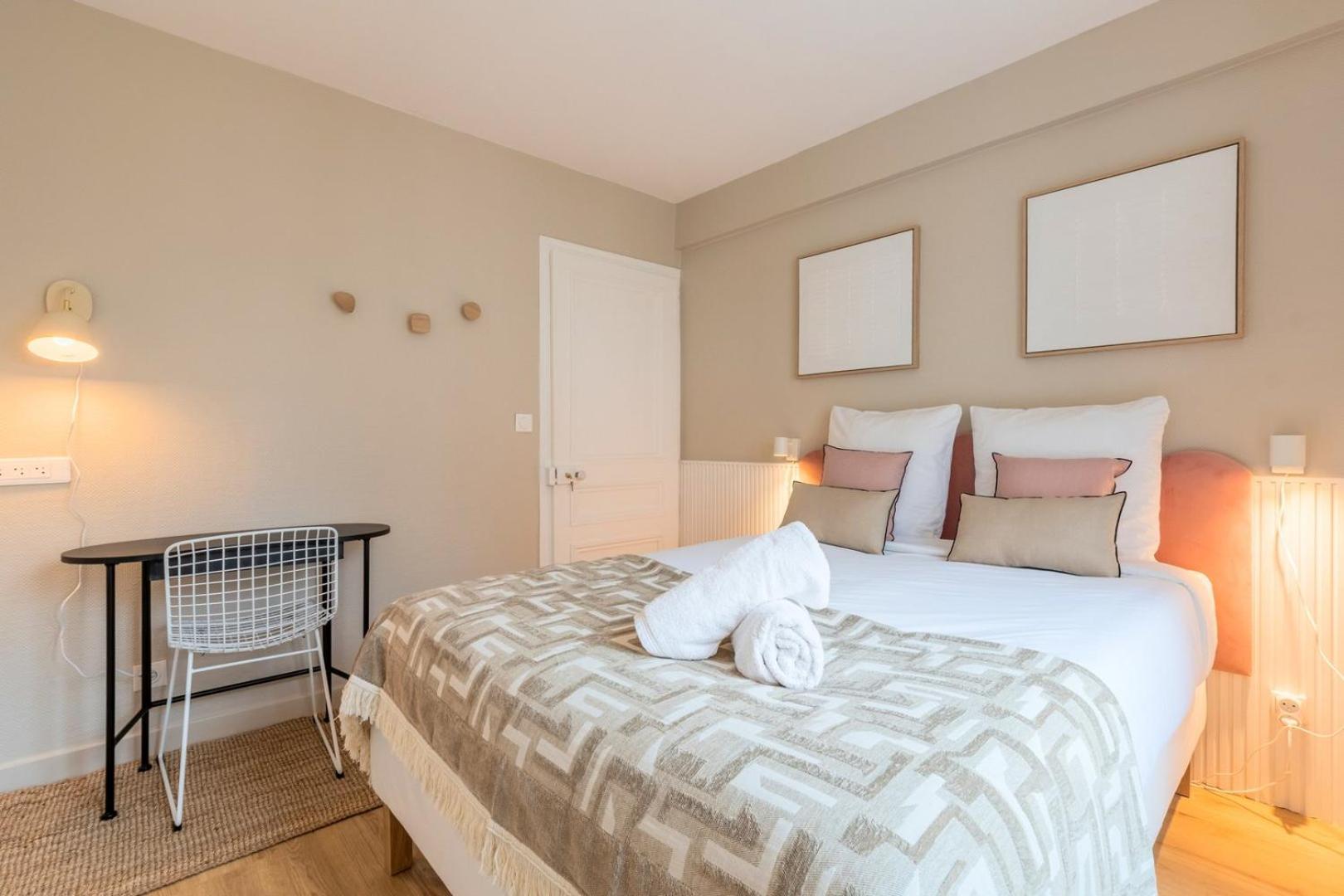3 Bedroom Apartment On The Grand Place Lille Luaran gambar