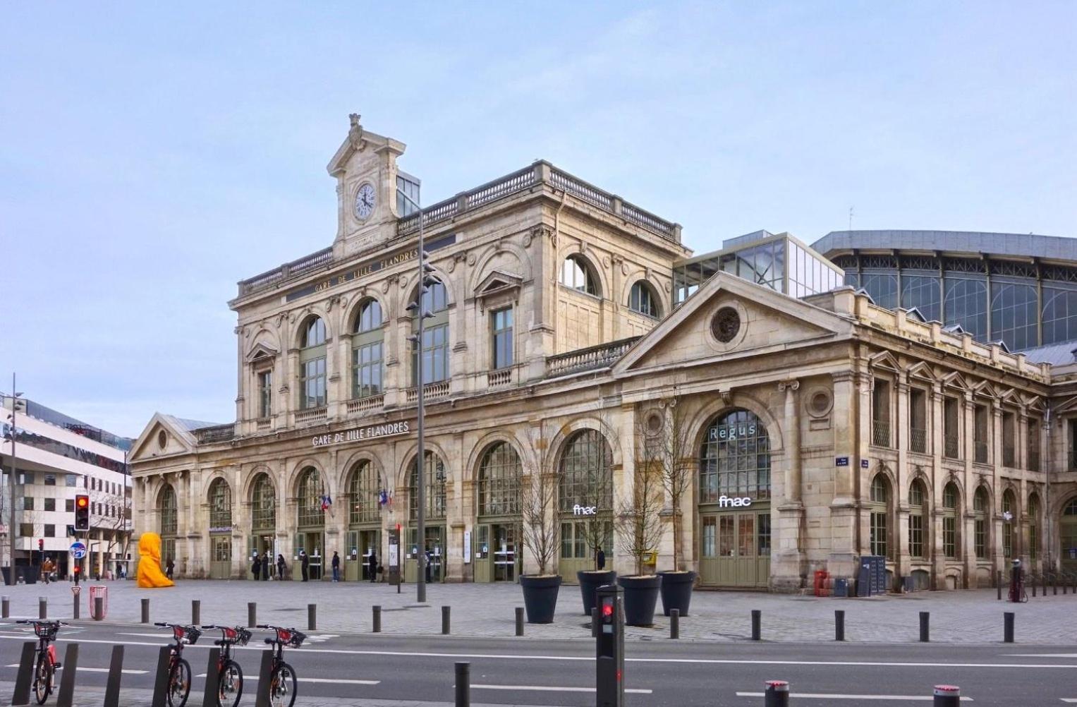 3 Bedroom Apartment On The Grand Place Lille Luaran gambar